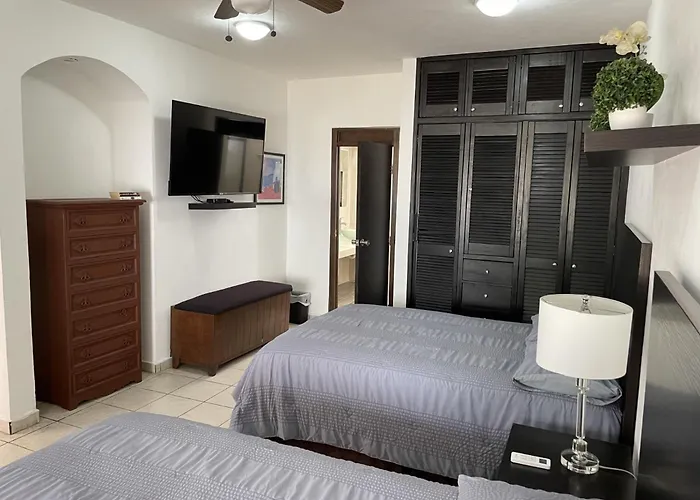 Casa Mel, Excelente Ubicacion, Seguridad