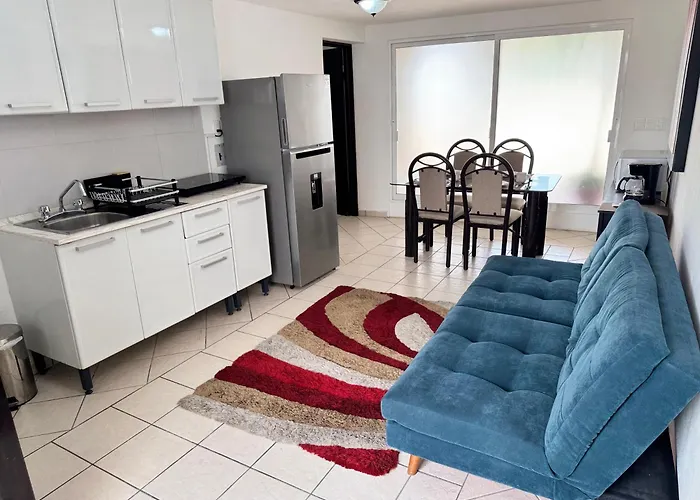 Casa Mel, Excelente Ubicacion, Seguridad